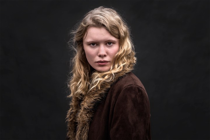 HOLLY-MARIE-SAUNDERS_002410